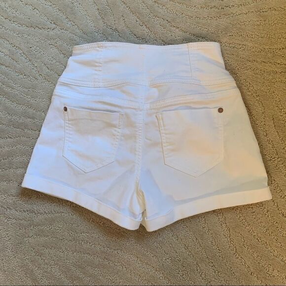 NOBO High Rise White Jean Short - Picture 4 of 4